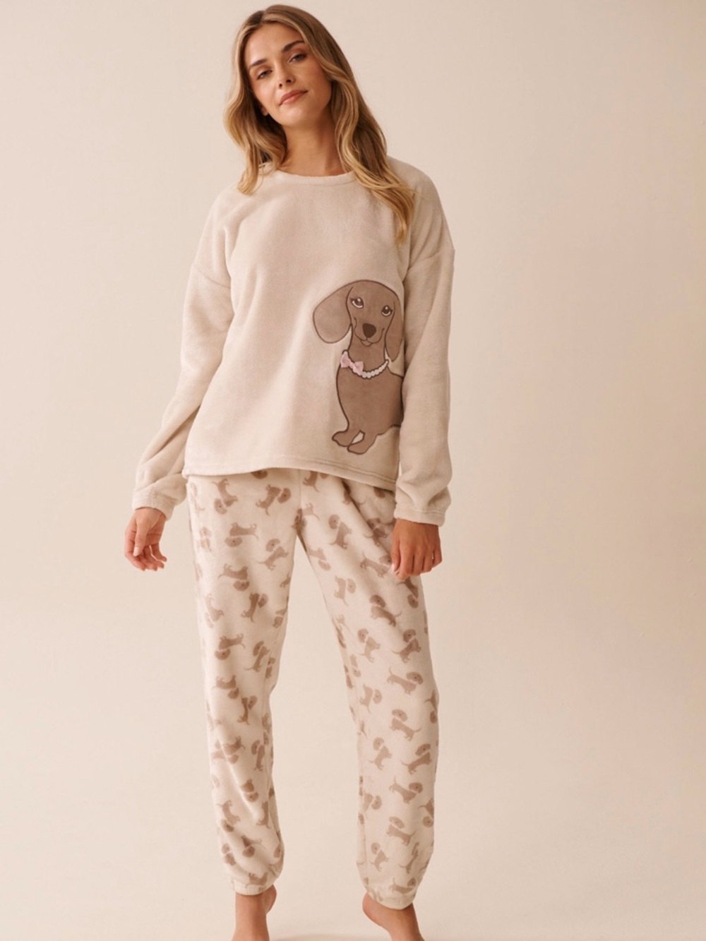 La Vie En Rose Beige Plush Pajama Set with Dachshund Applique - Picture 2 of 15